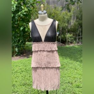 BCBGMAXAZRIA AVERIL CRINKLE NUDE/ BLACK
COCKTAIL DRESS
